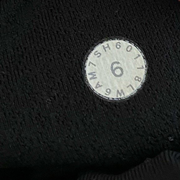 Lululemon Mix & Mesh Crop Leggings 21" Chirasu Black Size 6 Small - Picture 11 of 12